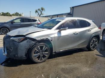  Salvage Lexus Ux