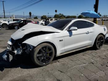  Salvage Ford Mustang