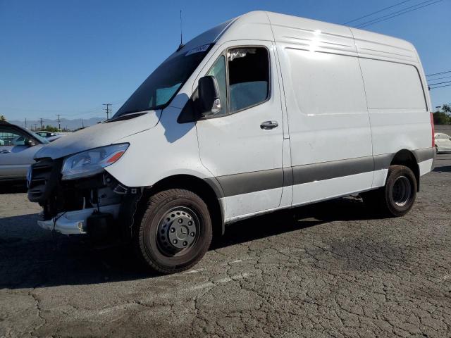  Salvage Mercedes-Benz Sprinter