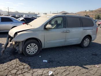  Salvage Kia Sedona