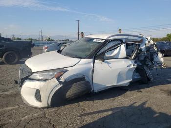  Salvage Nissan Kicks