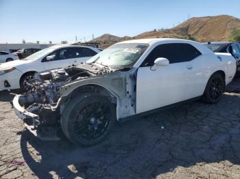  Salvage Dodge Challenger