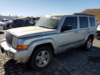  Salvage Jeep Commander