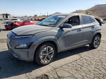  Salvage Hyundai KONA