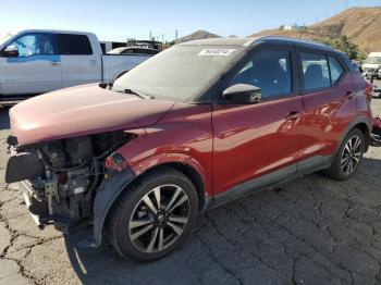  Salvage Nissan Kicks