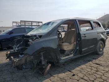  Salvage Kia Sedona