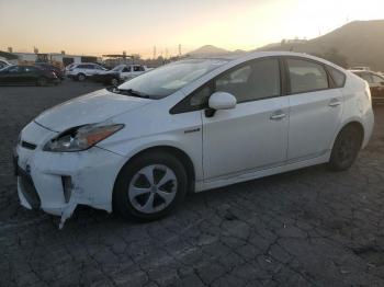  Salvage Toyota Prius