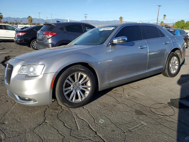  Salvage Chrysler 300