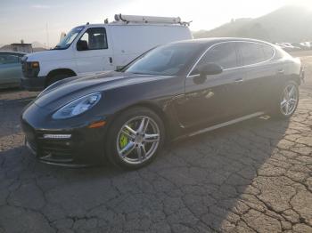  Salvage Porsche Panamera