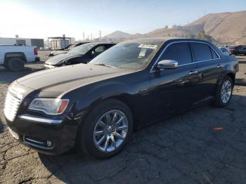  Salvage Chrysler 300