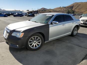  Salvage Chrysler 300