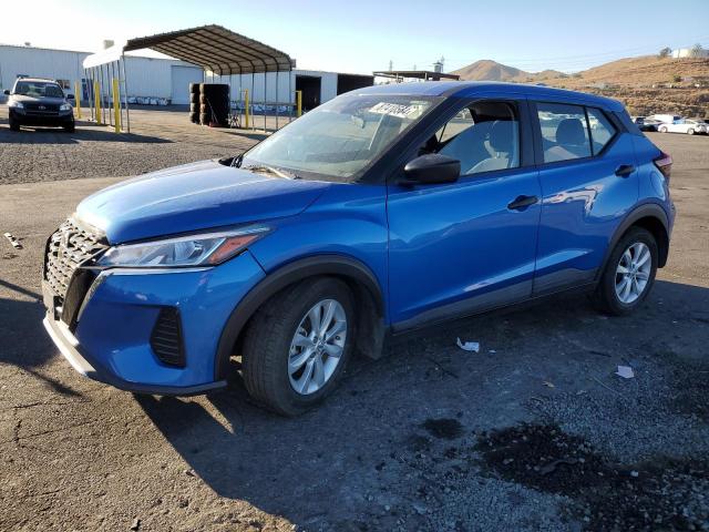  Salvage Nissan Kicks