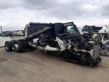  Salvage Freightliner Cascadia 1