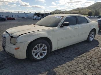  Salvage Chrysler 300