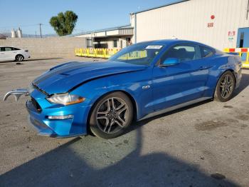  Salvage Ford Mustang