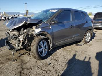  Salvage Nissan Kicks