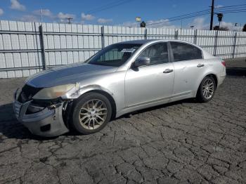  Salvage Hyundai Genesis