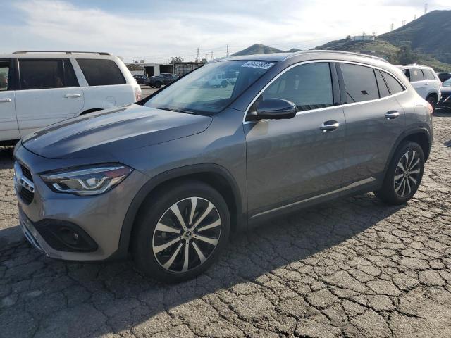  Salvage Mercedes-Benz GLA