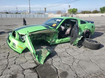  Salvage Ford Mustang