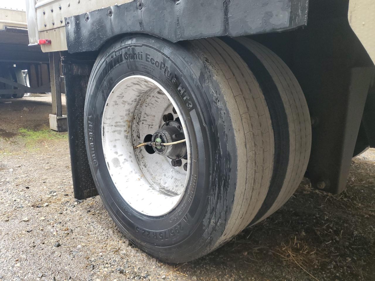 Great Dane Trailer Image 9