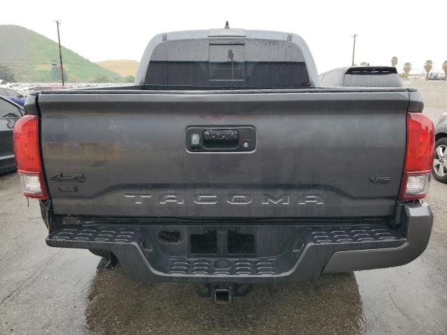 Toyota Tacoma Double Cab Image 3