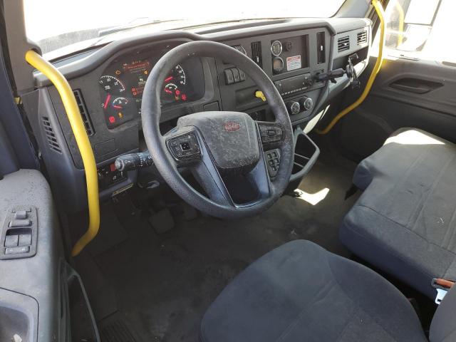 Peterbilt 536 Image 4
