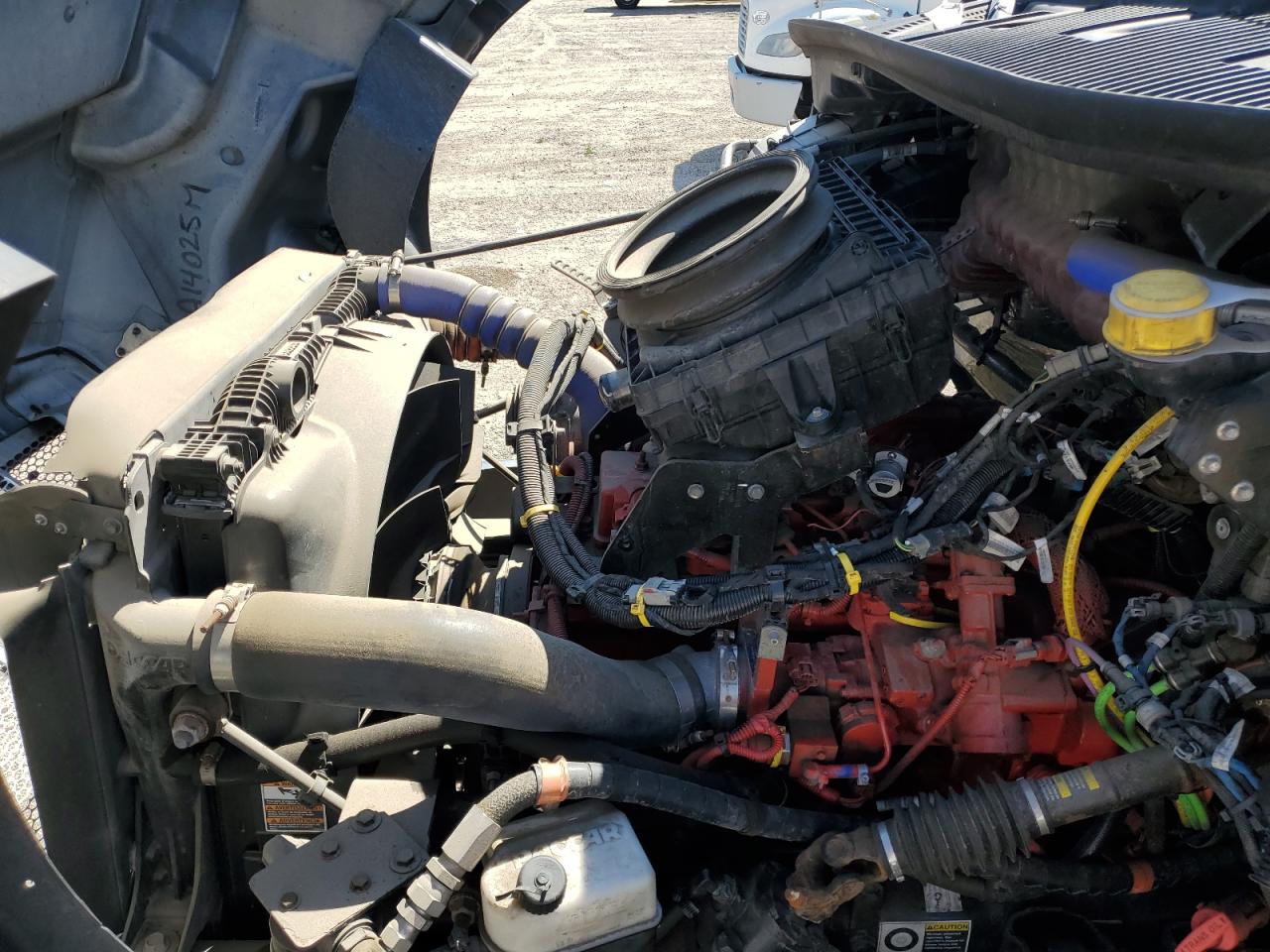 Peterbilt 536 Image 11