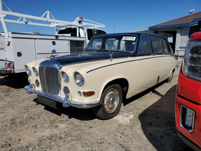  Salvage Jaguar Limousine