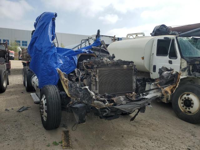  Salvage Freightliner Cascadia 1