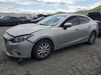  Salvage Mazda 3