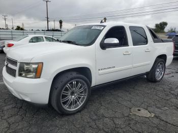  Salvage Chevrolet Avalanche
