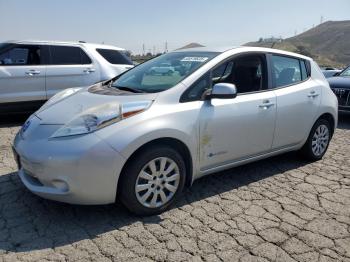 Salvage Nissan LEAF