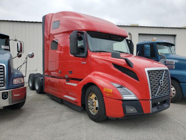  Salvage Volvo Vnl