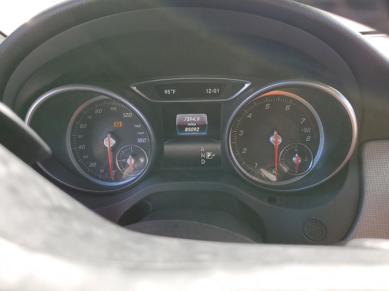 Mercedes-Benz Cla-class 250 Image 10