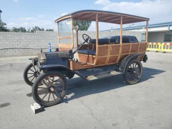  Salvage Ford LTD