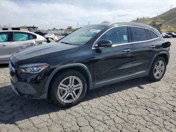  Salvage Mercedes-Benz GLA