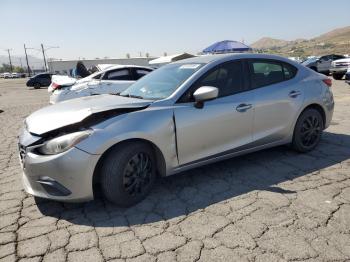 Salvage Mazda 3
