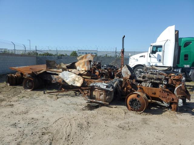  Salvage Freightliner Cascadia 1