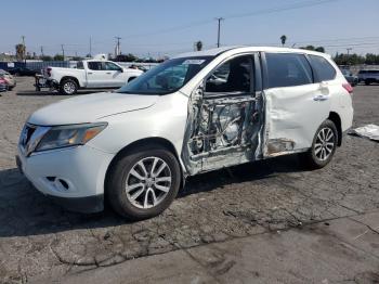  Salvage Nissan Pathfinder