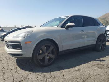  Salvage Porsche Cayenne