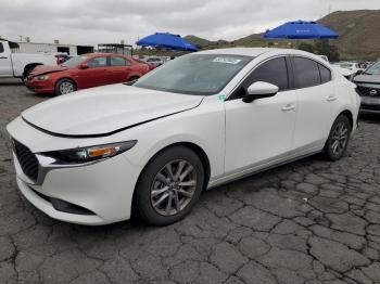  Salvage Mazda 3