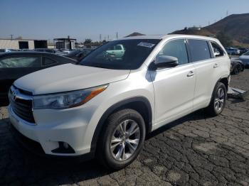  Salvage Toyota Highlander