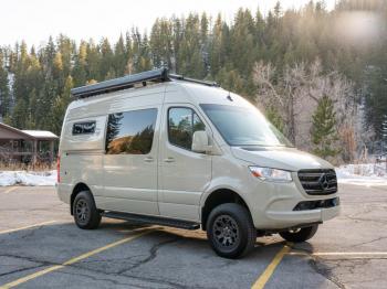  Salvage Mercedes-Benz Sprinter