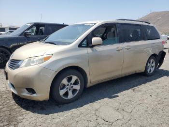  Salvage Toyota Sienna