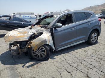  Salvage Hyundai TUCSON