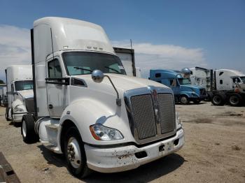  Salvage Kenworth Constructi