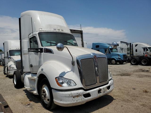  Salvage Kenworth Constructi
