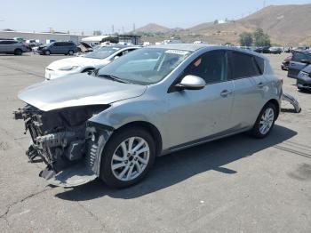  Salvage Mazda 3