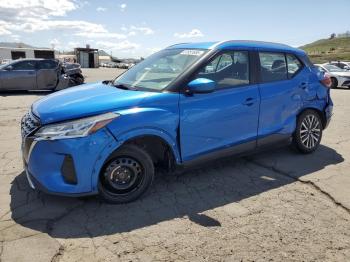  Salvage Nissan Kicks