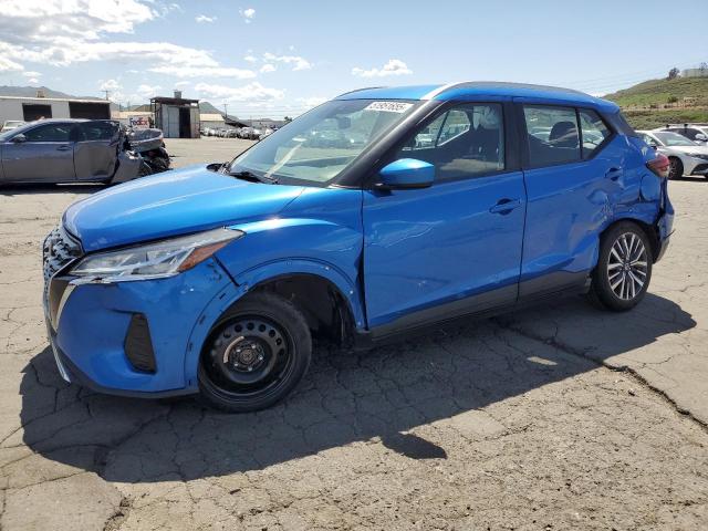  Salvage Nissan Kicks